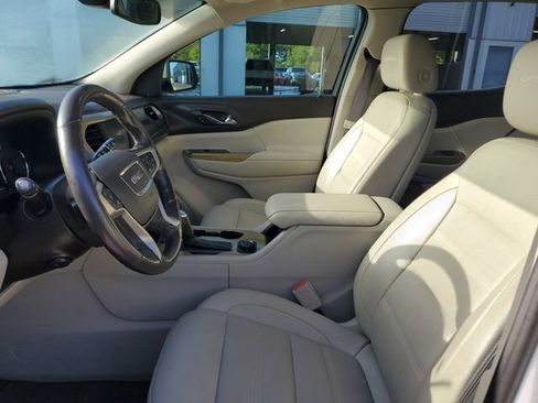 Used 2018 GMC Acadia Denali w/ Technology Package image 18