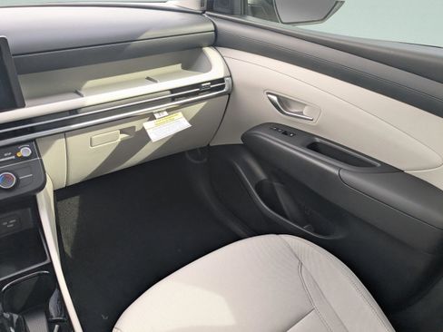 New 2026 Hyundai Tucson SE FWD image 14