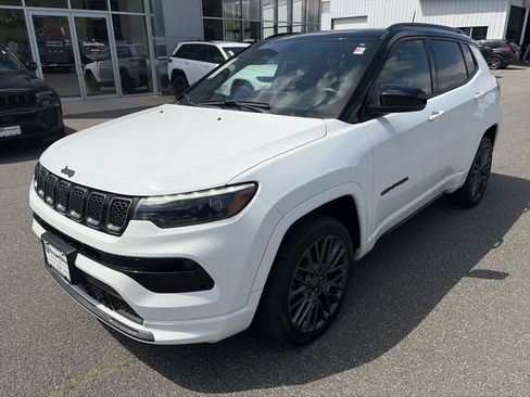 Used 2023 Jeep Compass High Altitude AWD/4WD image 1