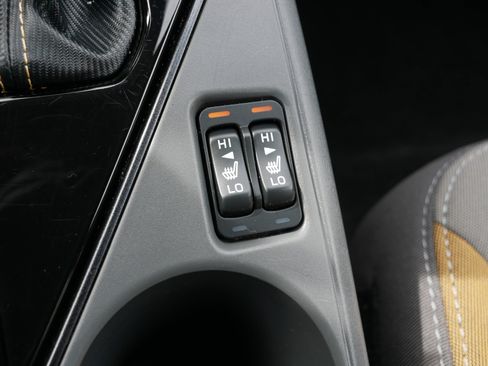 Used 2024 Subaru Crosstrek 2.5i Sport AWD/4WD image 28