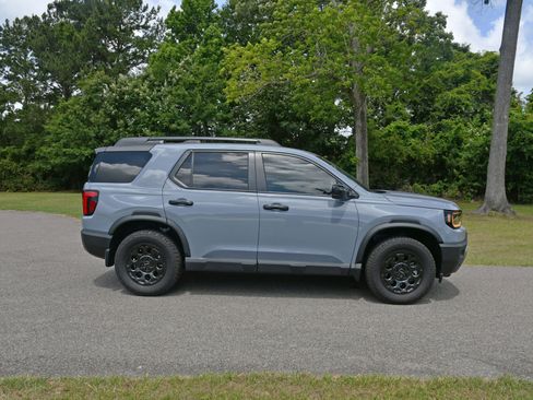 Used 2026 Honda Passport TrailSport image 5