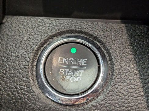 Used 2020 Ford F150 Platinum w/ Equipment Group 701A Luxury image 28