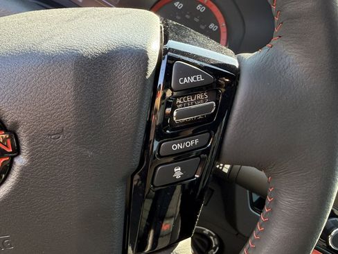 Used 2025 Nissan Frontier PRO-4X w/ Pro Premium Package AWD/4WD image 15