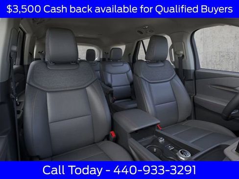 New 2026 Ford Explorer Active image 12