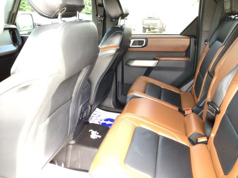 Certified 2023 Ford Bronco Outer Banks AWD/4WD image 16