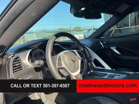 Used 2015 Chevrolet Corvette Z06 w/ 2LZ Preferred Equipment Group RWD image 8