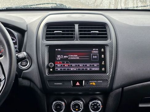 Used 2019 Mitsubishi Outlander Sport SE AWD/4WD image 20