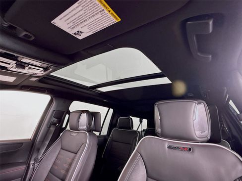 New 2026 GMC Yukon XL AT4 Ultimate w/ LPO, Floor Liner Package AWD/4WD image 17
