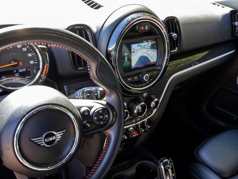 Used 2020 MINI Cooper Countryman S w/ Premium Package image 13