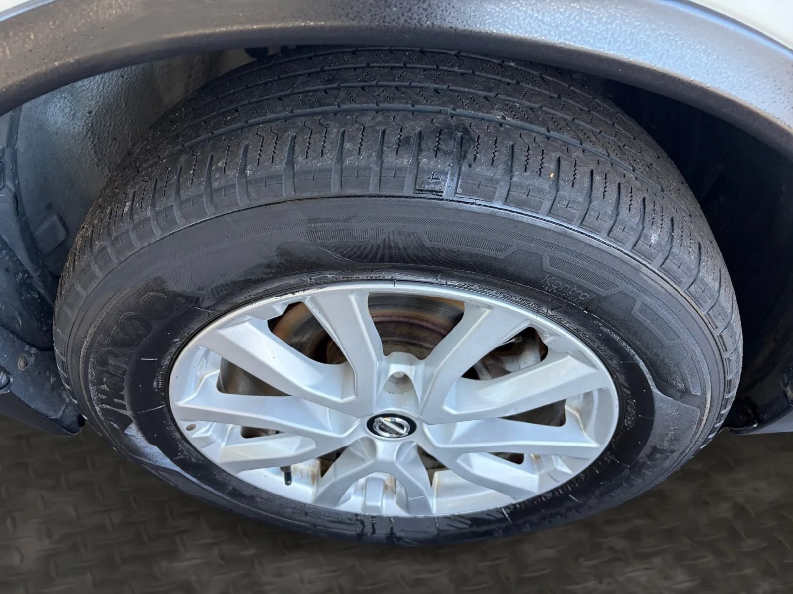 Used 2019 Nissan Rogue SV AWD/4WD image 38