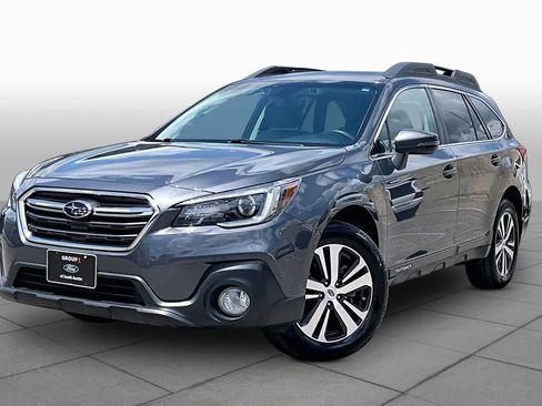 Used 2018 Subaru Outback 3.6R Limited AWD/4WD image 37