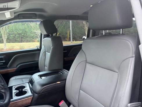 Used 2018 Chevrolet Silverado 2500 LTZ w/ Duramax Plus Package image 26