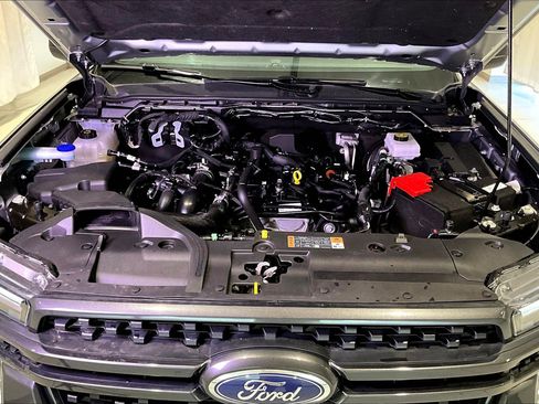 Used 2024 Ford Ranger XLT AWD/4WD image 31
