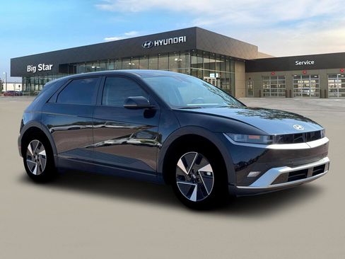 New 2026 Hyundai Ioniq 5 SE RWD image 10