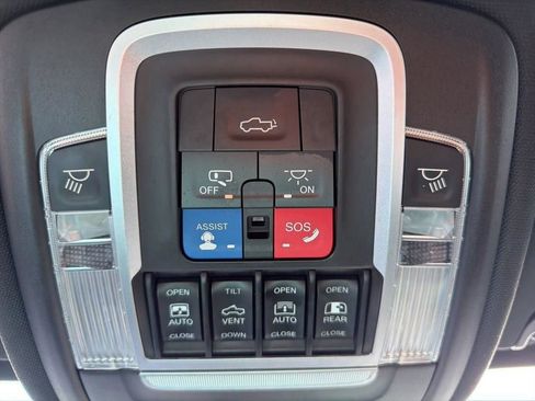 Used 2019 RAM 1500 Laramie AWD/4WD image 49
