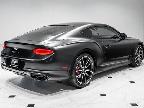 Used 2020 Bentley Continental GT image 11