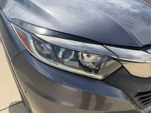 Used 2021 Honda HR-V EX image 32