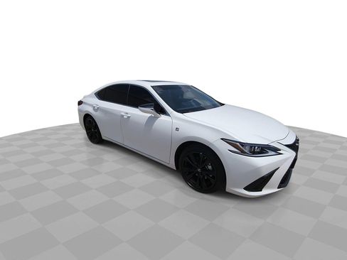 Used 2024 Lexus ES 350 F Sport w/ Accessory Package (Z2) FWD image 2