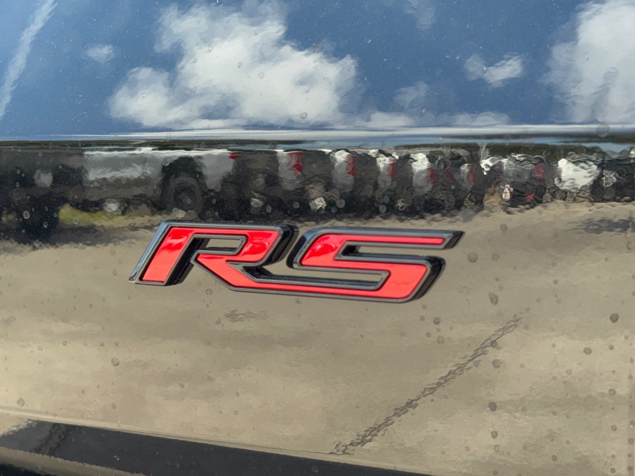 New 2027 Chevrolet Traverse RS FWD image 31