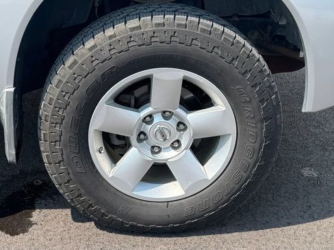Used 2006 Nissan Titan SE AWD/4WD image 5
