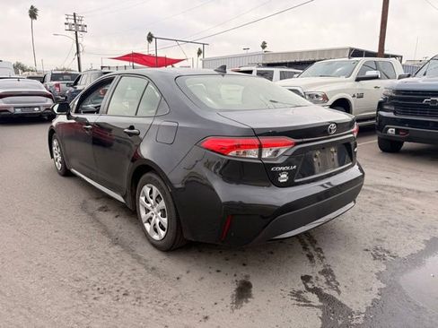 Used 2020 Toyota Corolla LE image 5