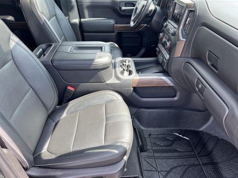 Used 2021 Chevrolet Silverado 1500 High Country w/ Technology Package AWD/4WD image 17