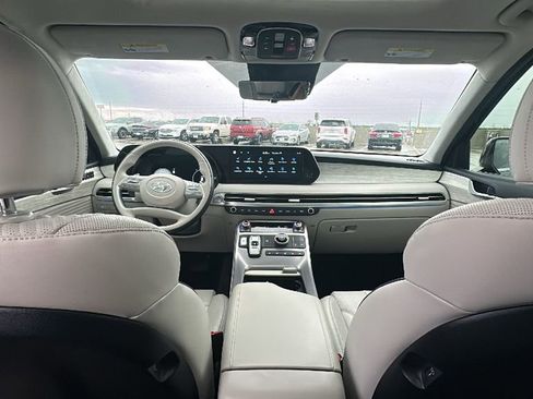 Used 2024 Hyundai Palisade Calligraphy image 29