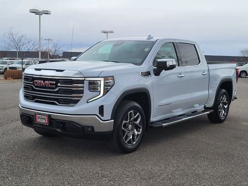 New 2026 GMC Sierra 1500 SLT w/ SLT Premium Package image 40