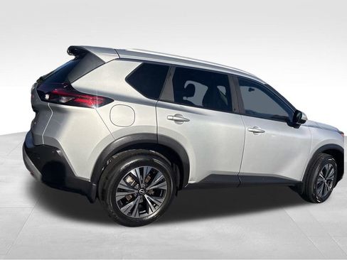 Used 2023 Nissan Rogue SV w/ SV Premium B Package image 11