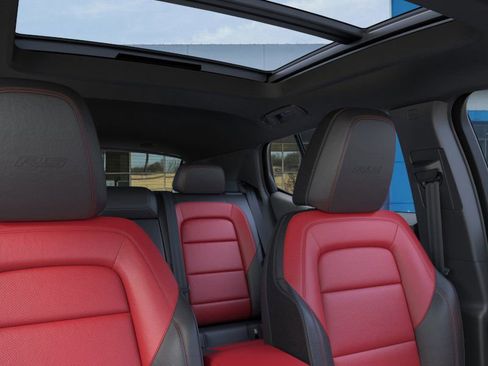 New 2026 Chevrolet Equinox EV RS image 25