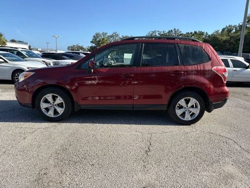 Used 2015 Subaru Forester 2.5i Premium AWD/4WD image 2