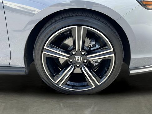 Certified 2025 Honda Accord Sport image 33