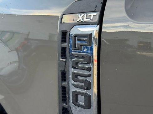 New 2026 Ford F250 XLT w/ XLT Premium Package image 18