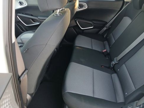 Certified 2025 Kia Soul S image 35