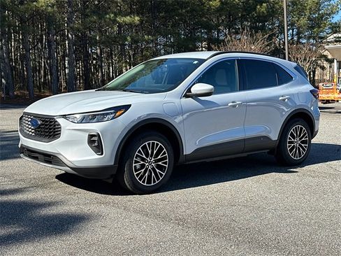 New 2025 Ford Escape Base w/ Class II Trailer Tow Package image 3