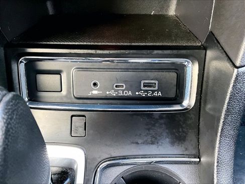 Used 2023 Subaru Ascent Limited image 28