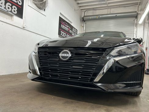 Used 2023 Nissan Altima 2.5 SV image 9