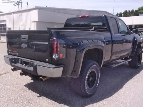 Used 2008 Chevrolet Silverado 1500 LT w/ All Star Edition AWD/4WD image 7