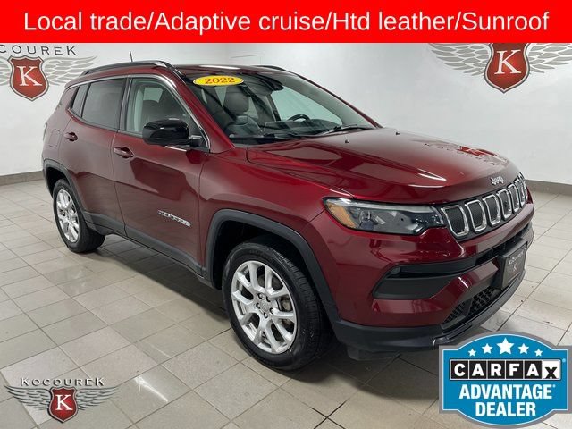 Used 2022 Jeep Compass Latitude w/ Sun and Sound Group AWD/4WD image 1