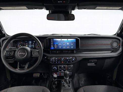 Used 2025 Jeep Wrangler Unlimited Rubicon image 18