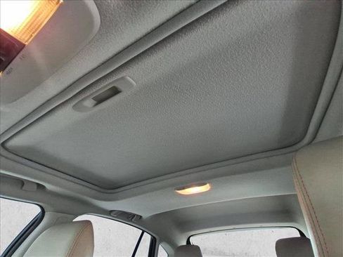 Used 2017 Subaru Crosstrek 2.0i Limited AWD/4WD image 16