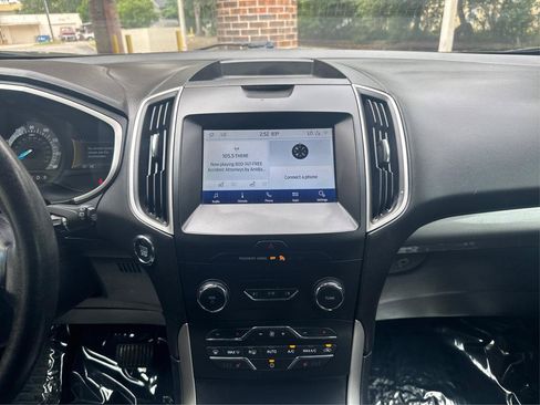 Used 2020 Ford Edge SEL AWD/4WD image 14