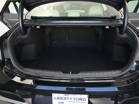 Used 2025 Hyundai Sonata SEL FWD image 11