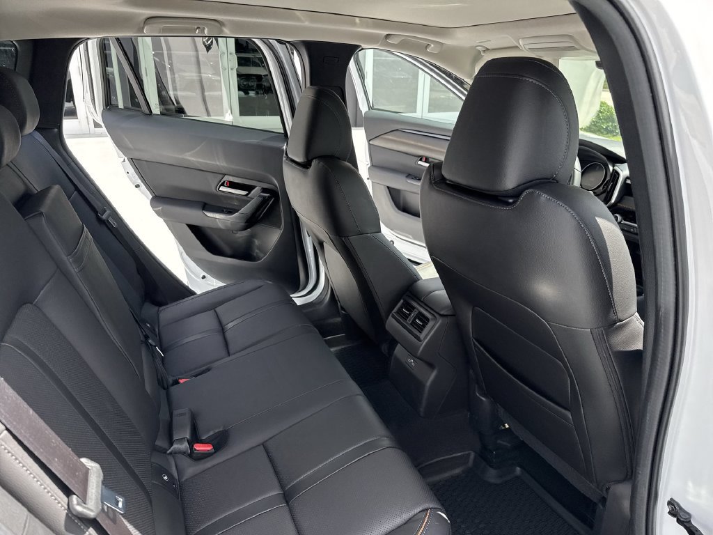 New 2026 MAZDA CX-50 AWD 2.5 S w/ Accent Package image 33