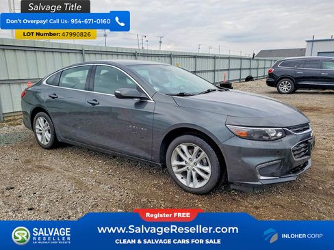 Used 2018 Chevrolet Malibu Sedan w/ Driver Confidence Package image 4