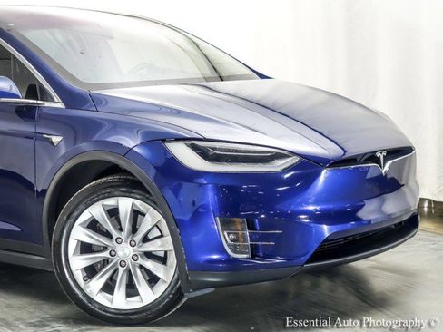 Used 2018 Tesla Model X 100D image 3