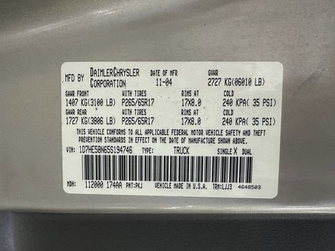 Used 2005 Dodge Dakota Laramie image 28