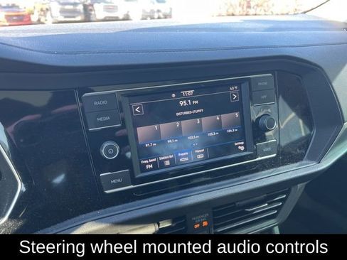 Used 2022 Volkswagen Jetta SE w/ Panoramic Sunroof Package image 7