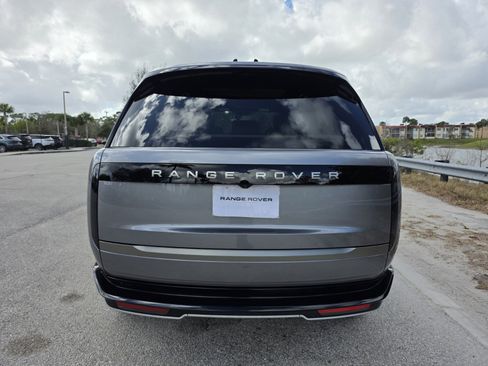 New 2026 Land Rover Range Rover SE image 6