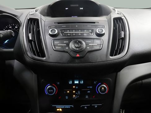Used 2018 Ford Escape SE AWD/4WD image 16